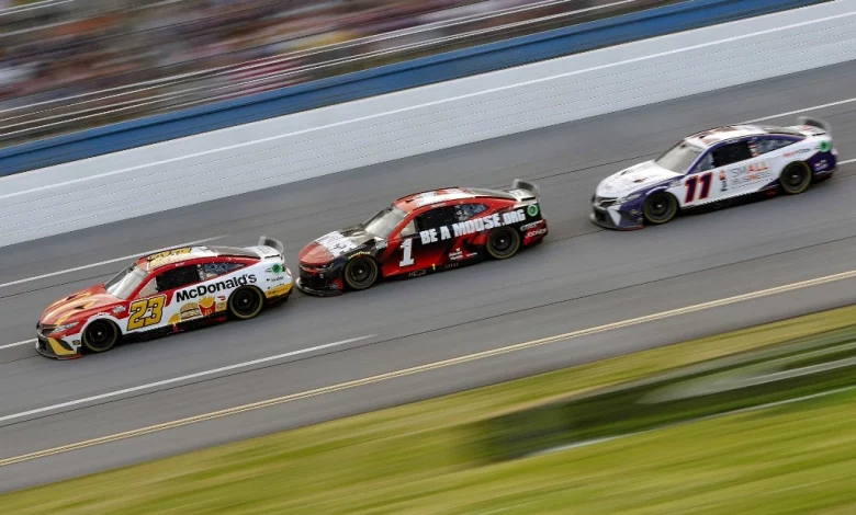 NASCAR AdventHealth 400 rolls into Kansas