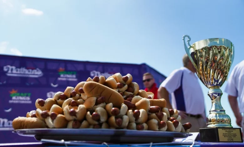 The Ultimate Nathan's Hot Dog Eating Contest Props Guide