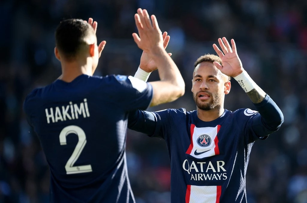 RC Strasbourg vs Paris Saint-Germain live score, H2H and lineups