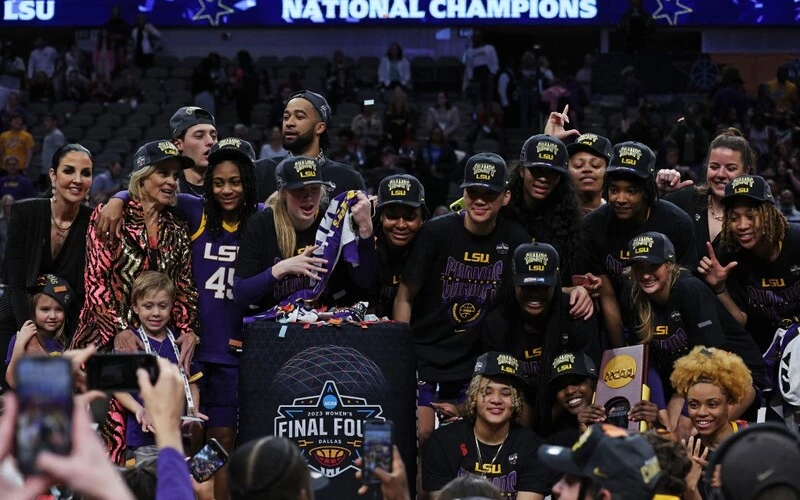 2024 NCAA Women’s Tournament Odds: LSU & UConn Favorites