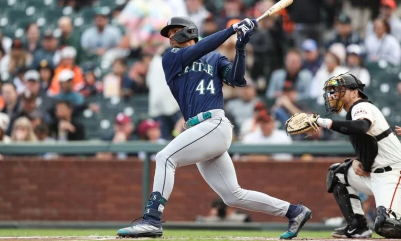 Mariners vs Astros Odds: Houston Favored Over Seattle