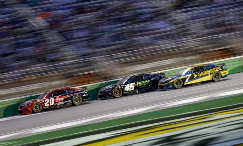 NASCAR Series Crayon 301 Odds: Bell Favored to Defend Title