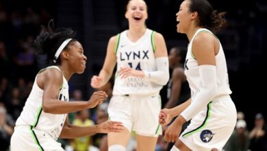 Lynx vs Sky Betting Preview: Playoff Race Heats Up