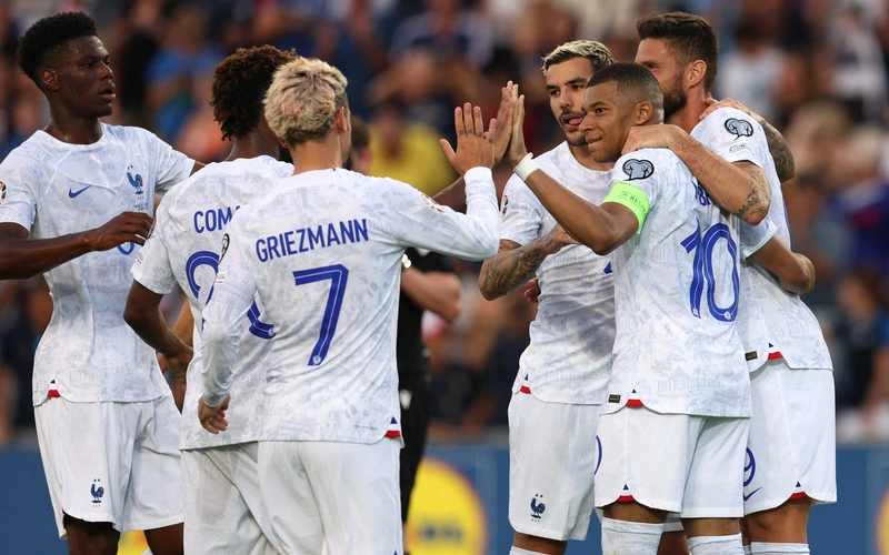 UEFA Euro Qualifiers: France vs Ireland