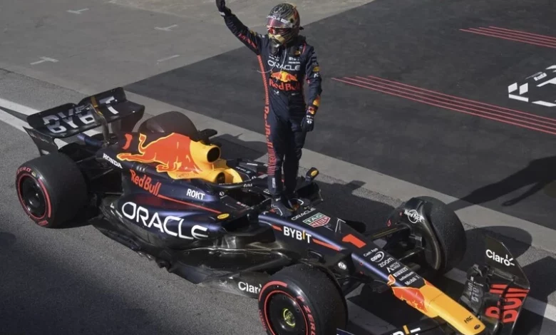 Max Verstappen becomes F1 great with record-breaking season - ABC News