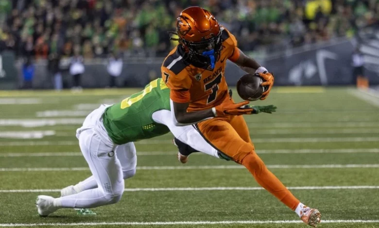 Oregon State Meets Notre Dame in Sun Bowl