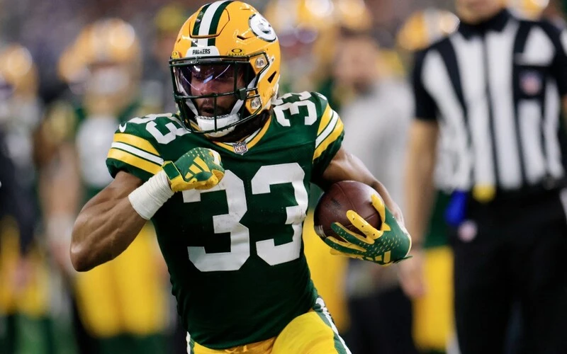 Aaron Jones 2025 Stats 2025 Gaby Pansie