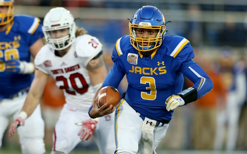 South Dakota State Favored For Another FCS Title