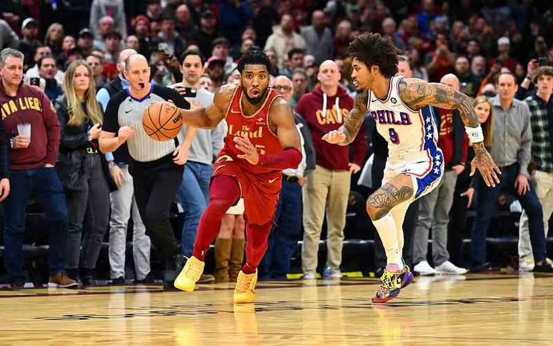 Eastern Rivals Cavs vs 76ers Look to Rebound