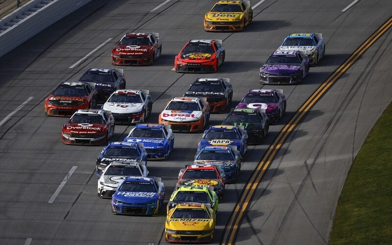 2024 Würth 400 Odds: Favorites, sleepers for Cup Series in Dover