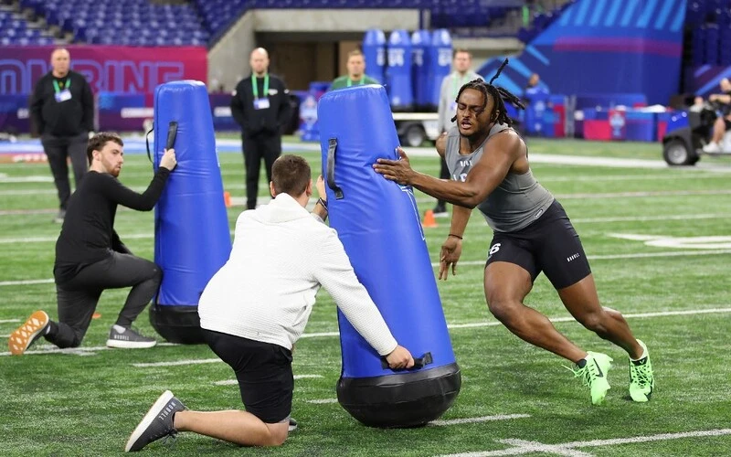 Bet Turner as NFL’s First Defensive Player Drafted