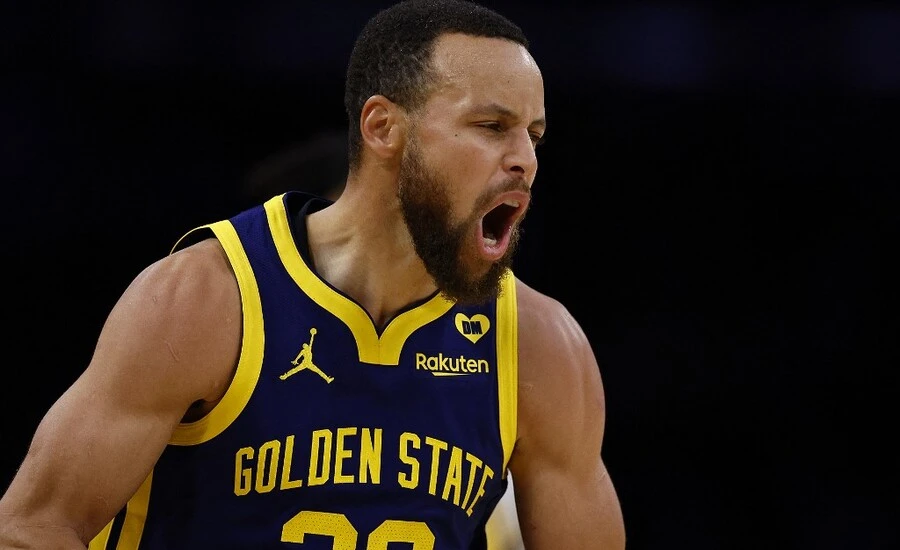 Warriors Seek to Spoil Sacramento’s Playoff Chances