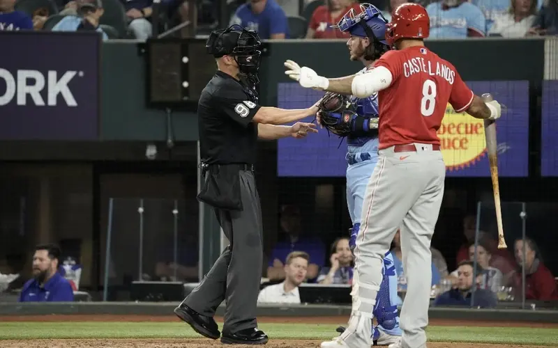 Red-Hot Phillies Continue To Roll At Home vs Rangers