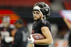 Drake London #5 of the Atlanta Falcons warms up prior to the game against the Indianapolis Colts at Mercedes-Benz Stadium on December 24, 2023 in Atlanta, Georgia.