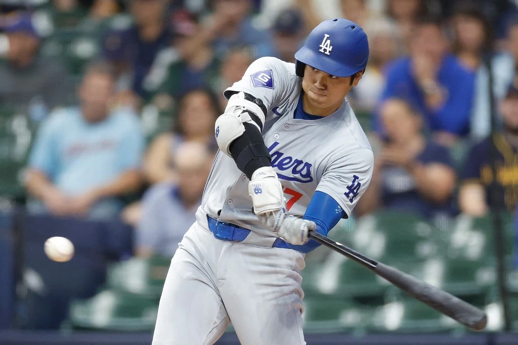Dodgers vs Cardinals MLB Picks: LA Clinging to NL West Lead